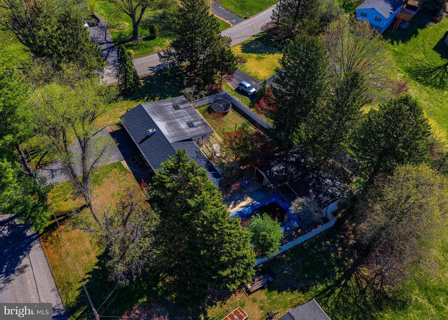2501 Roy Terrace photo 52