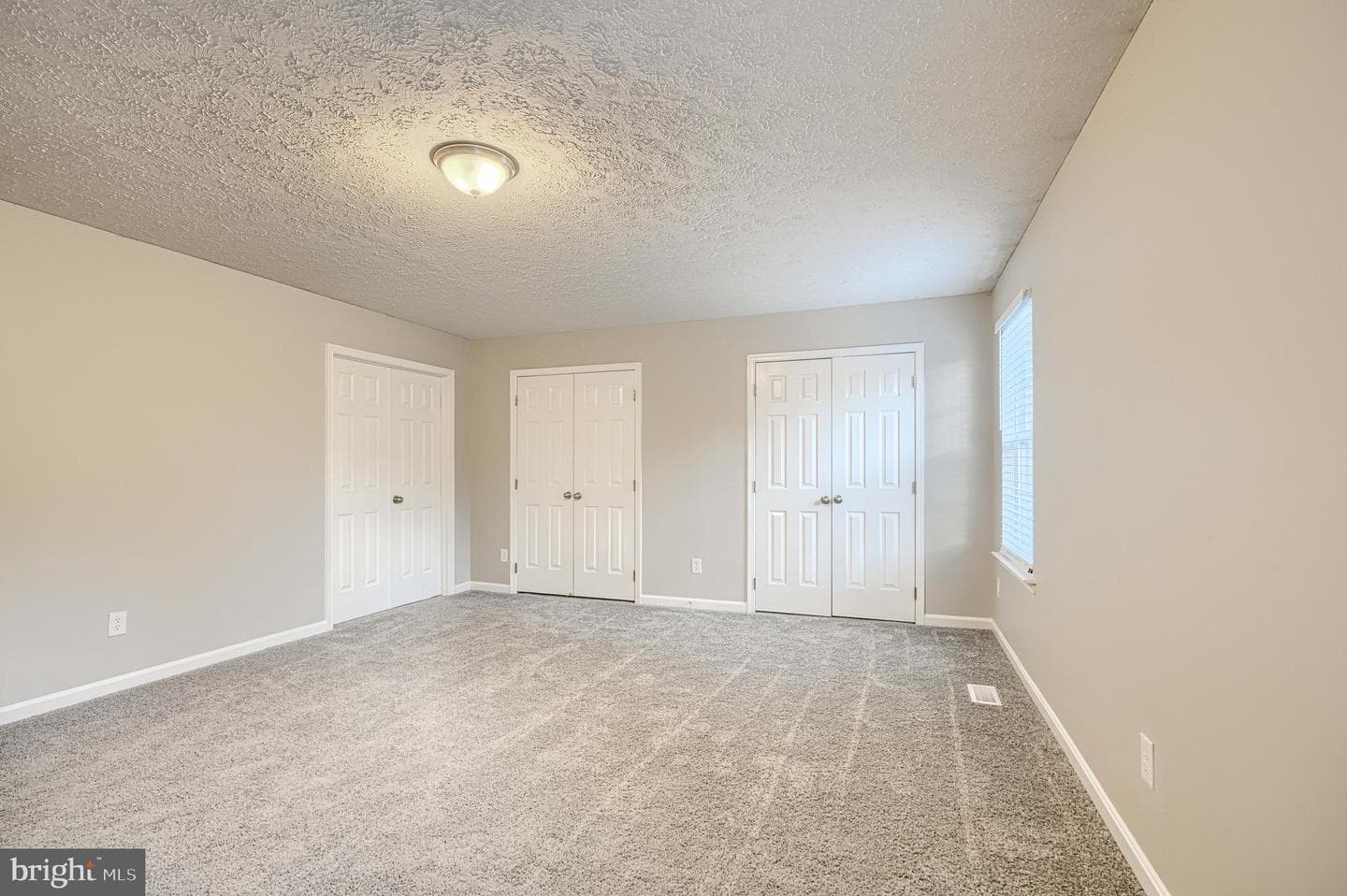 467 Manor Road photo 32