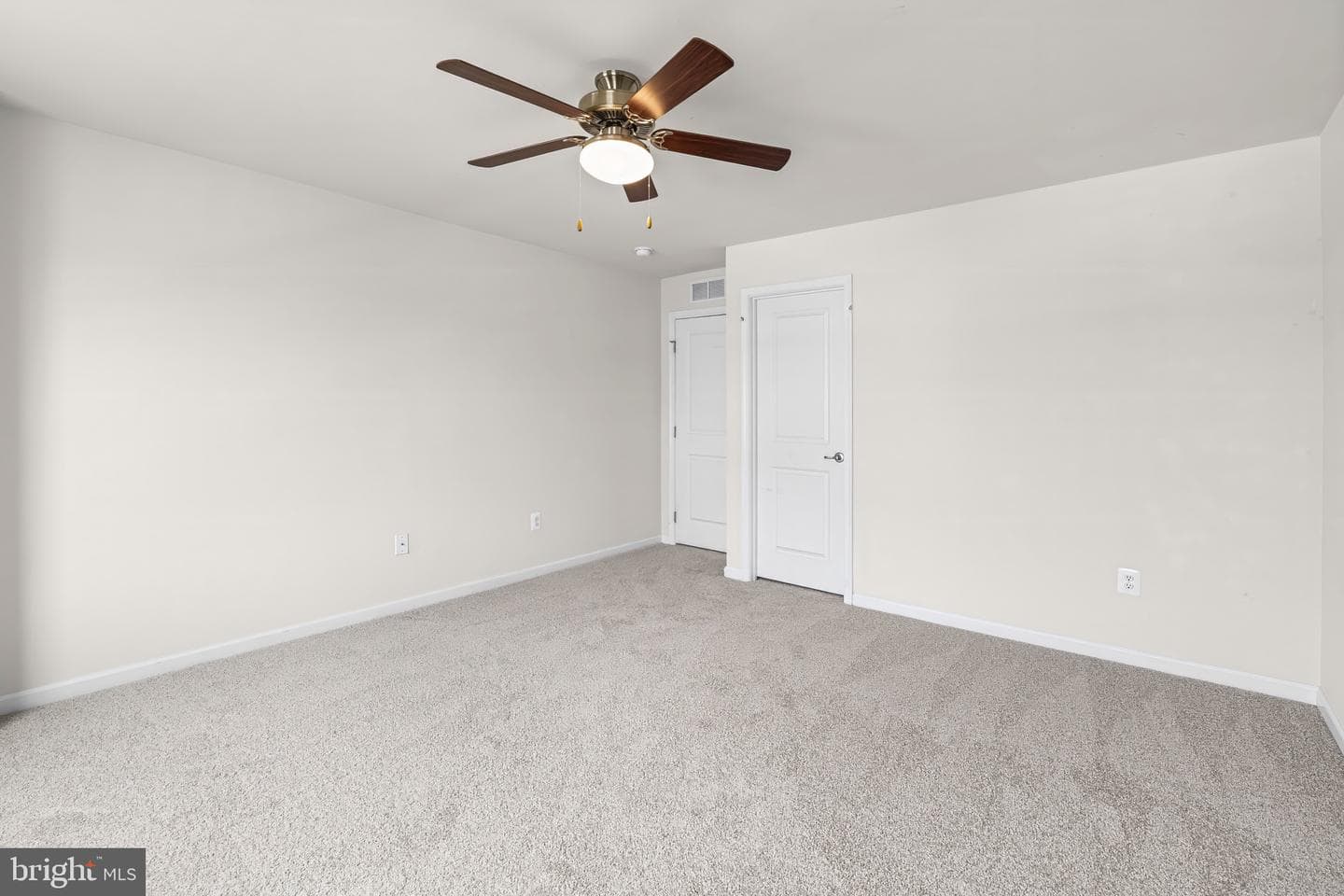 539 Potomac Road photo 25
