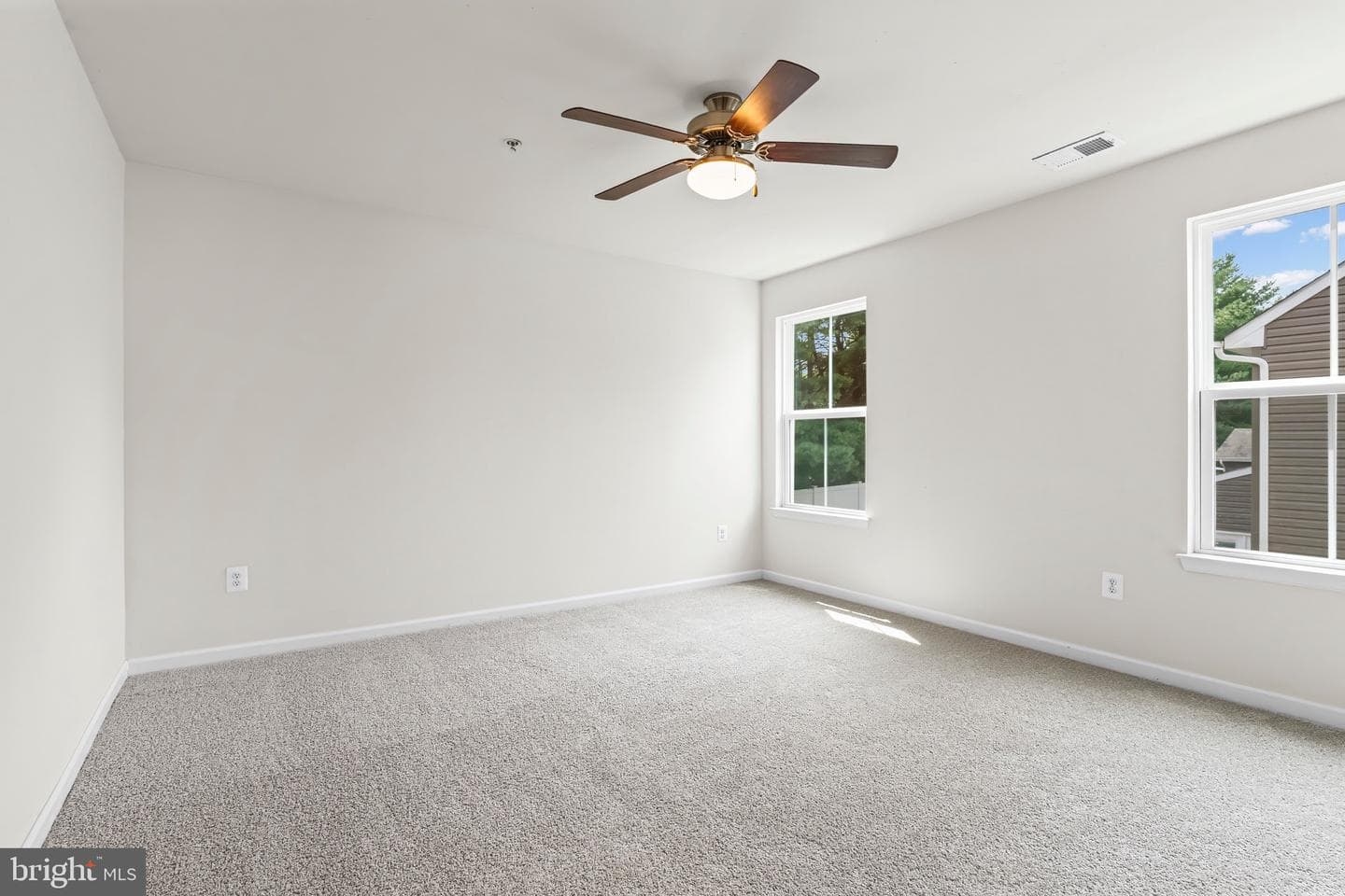 539 Potomac Road photo 29