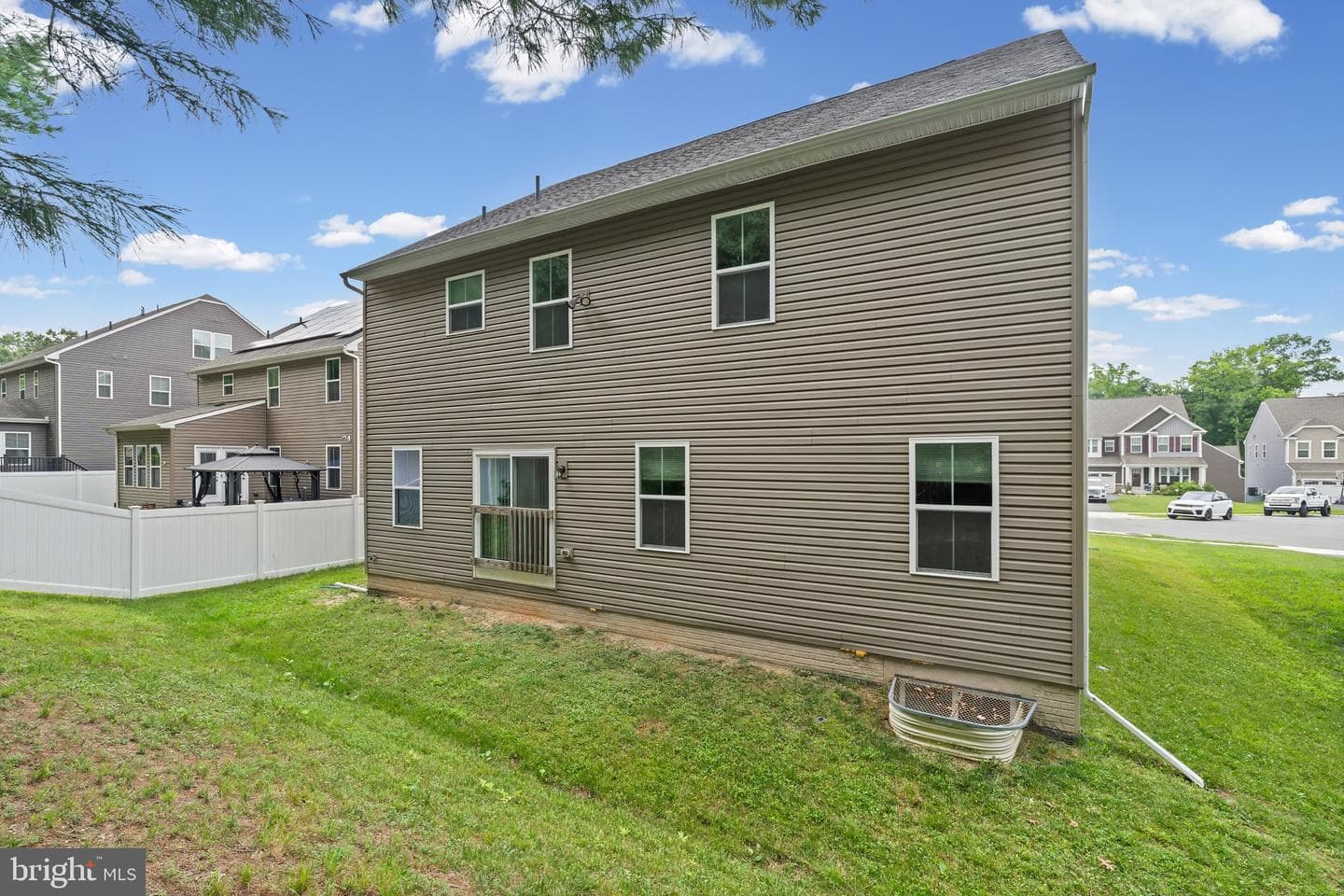 539 Potomac Road photo 41
