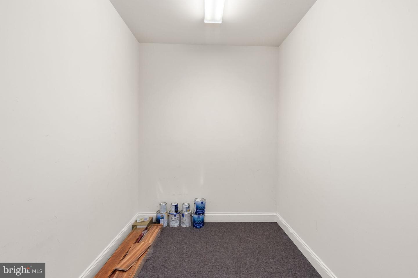 301 Tiree Court #301 photo 28