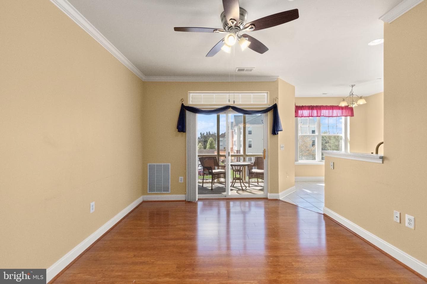 301 Tiree Court #301 photo 8