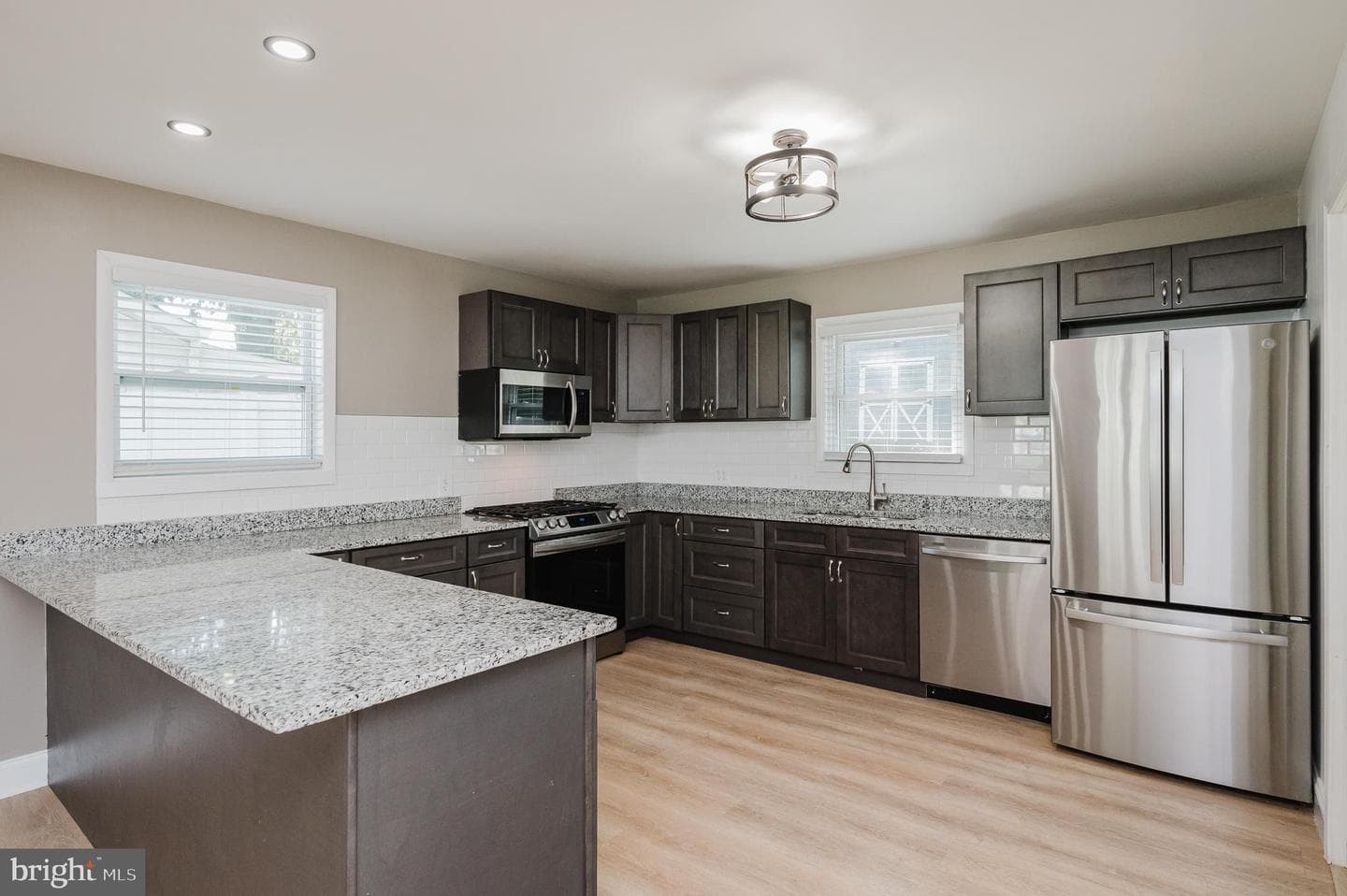 630 Sequoia Drive photo 9