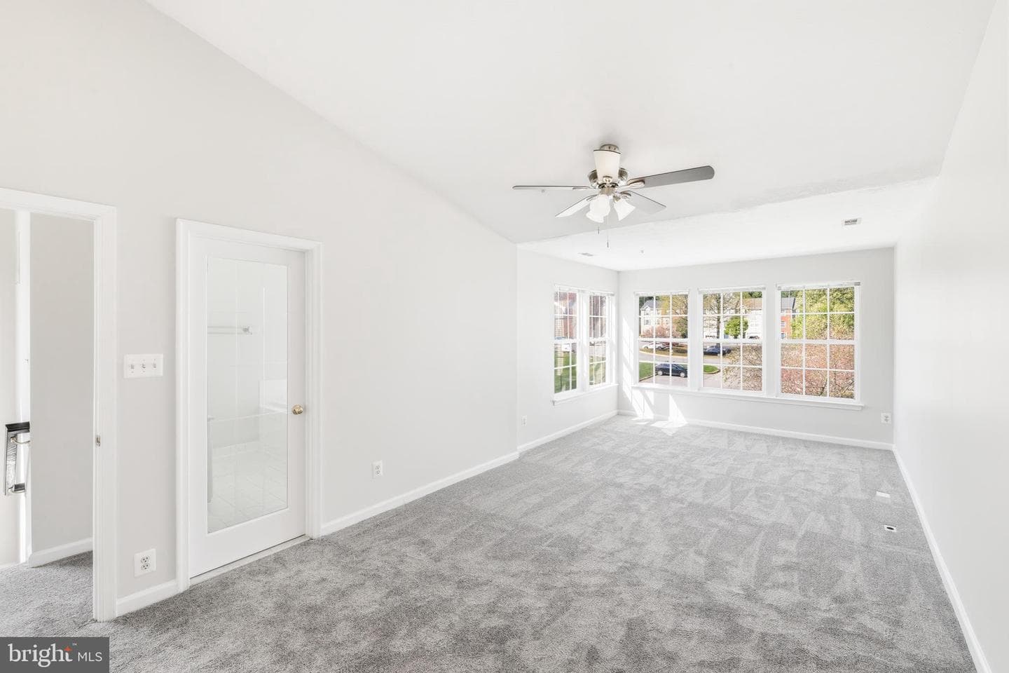 2045 Mardic Drive photo 23