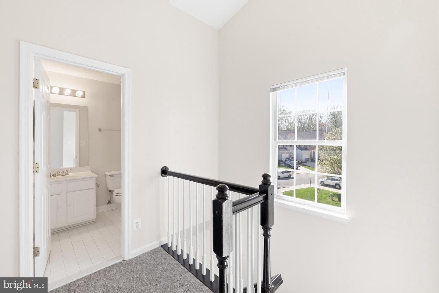 2045 Mardic Drive photo 29