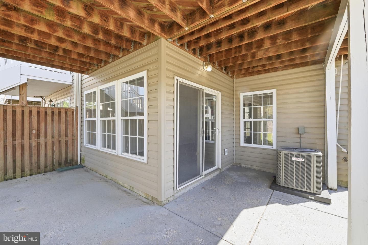 2045 Mardic Drive photo 32