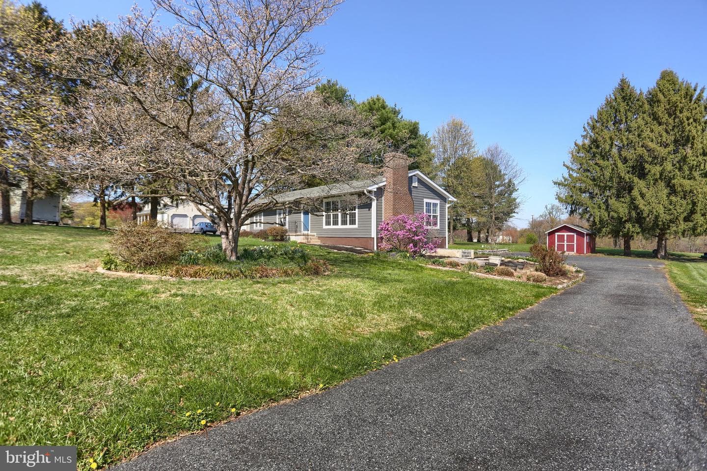 2913 Whiteford Road photo 4