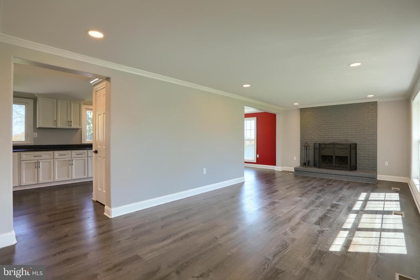 2913 Whiteford Road photo 5