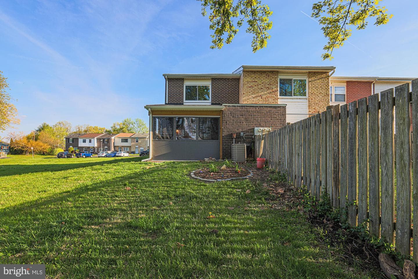 301 Sweet Briar Court photo 6