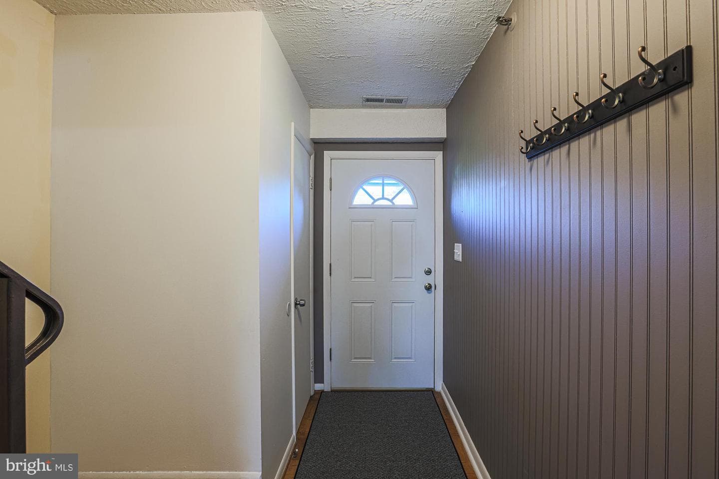 301 Sweet Briar Court photo 8