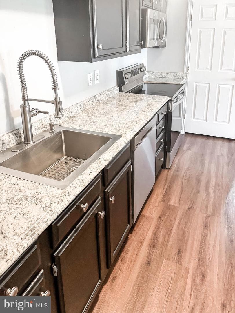 904 Swallow Crest Court #904-D photo 20