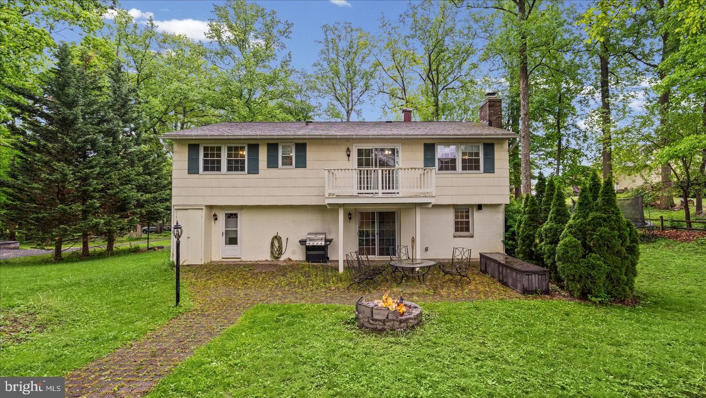 1512 Steeplechase Drive photo 33