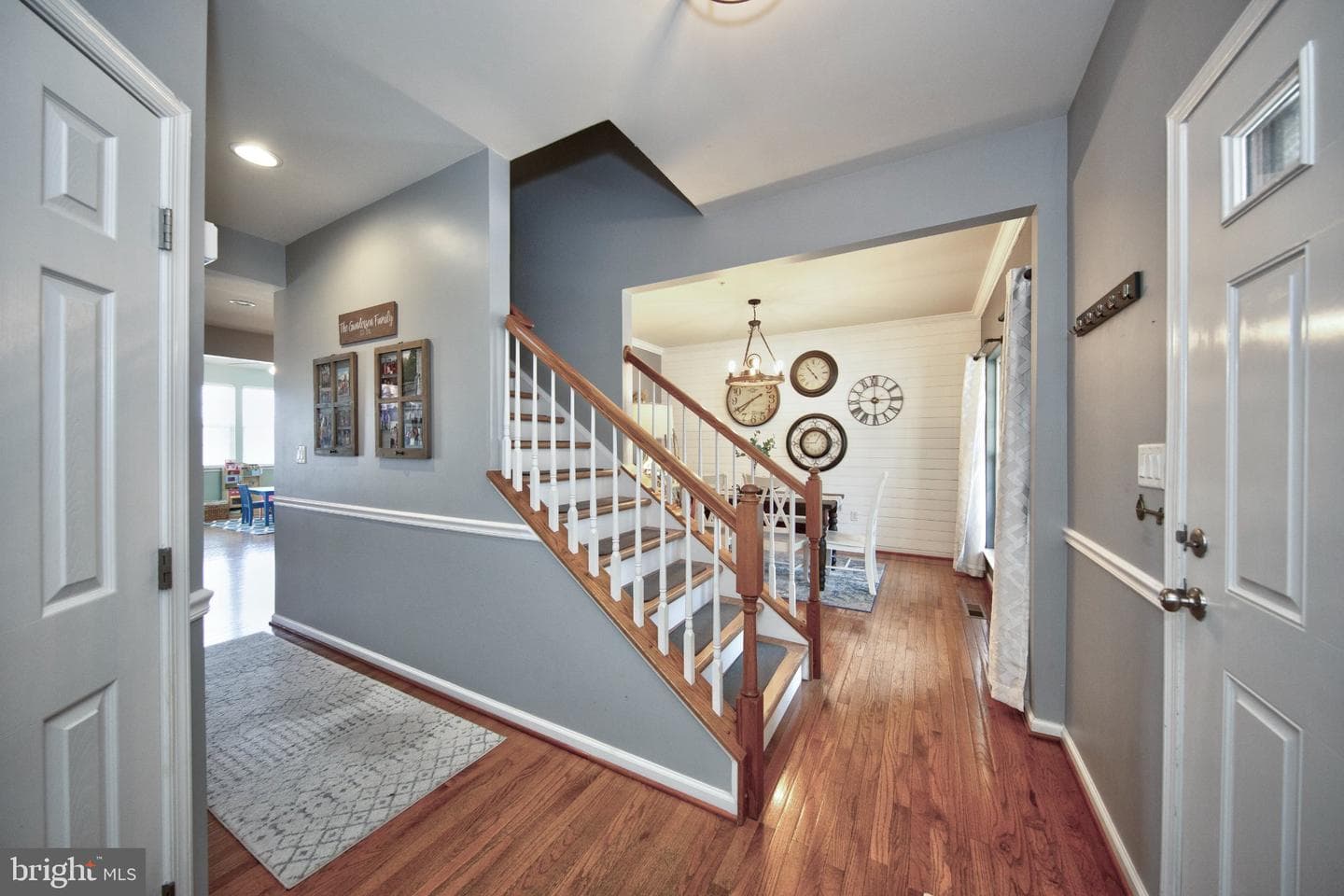 217 Steed Lane photo 4