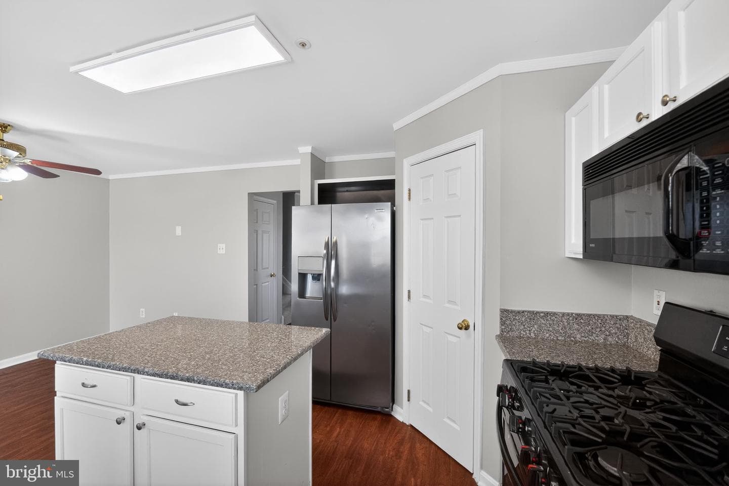 2222 Tidal View Garth photo 9