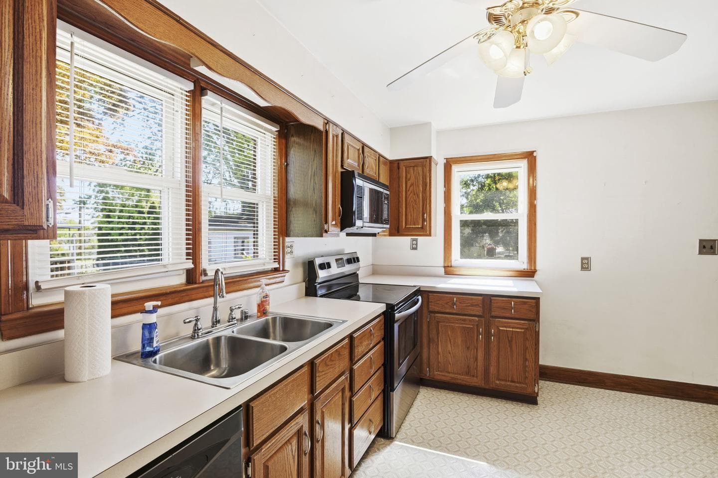 4 Brooks Road photo 6