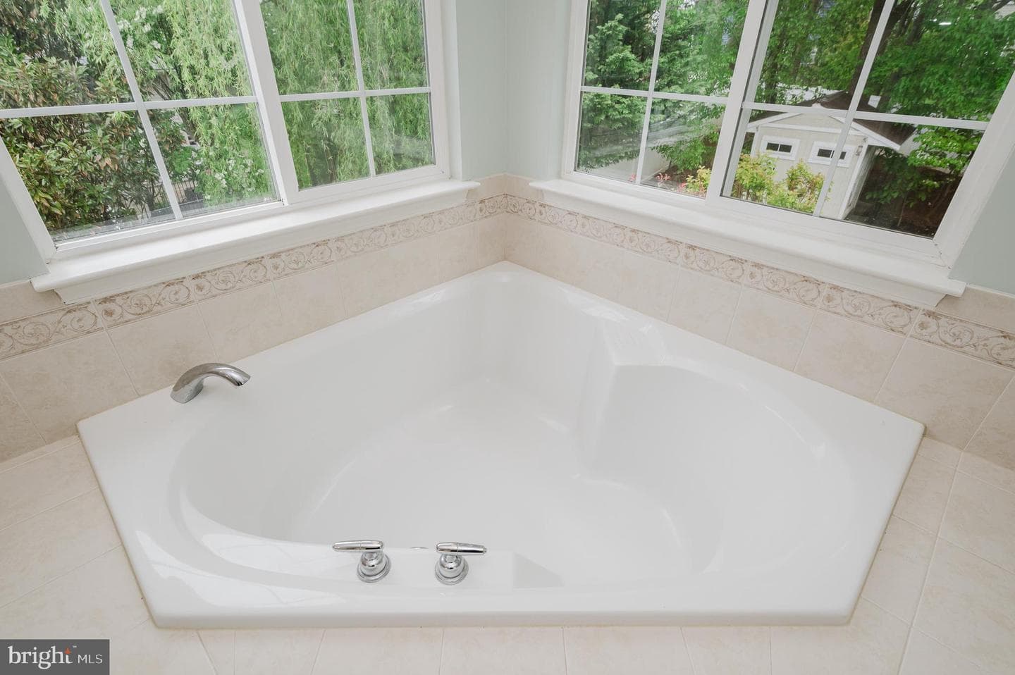2623 E Rhododendron Drive photo 48