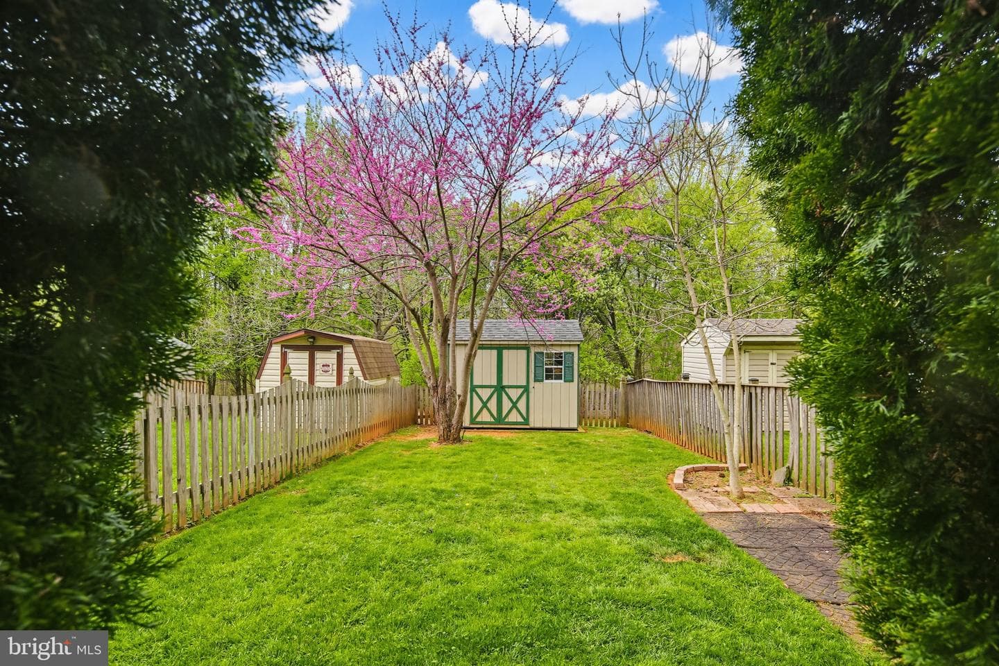 938 Felicia Court photo 34