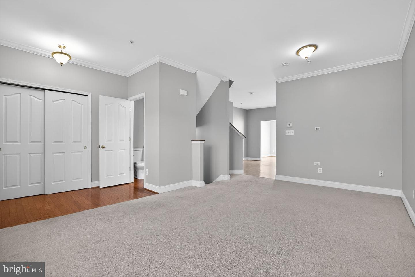 627 Berwick Court photo 5