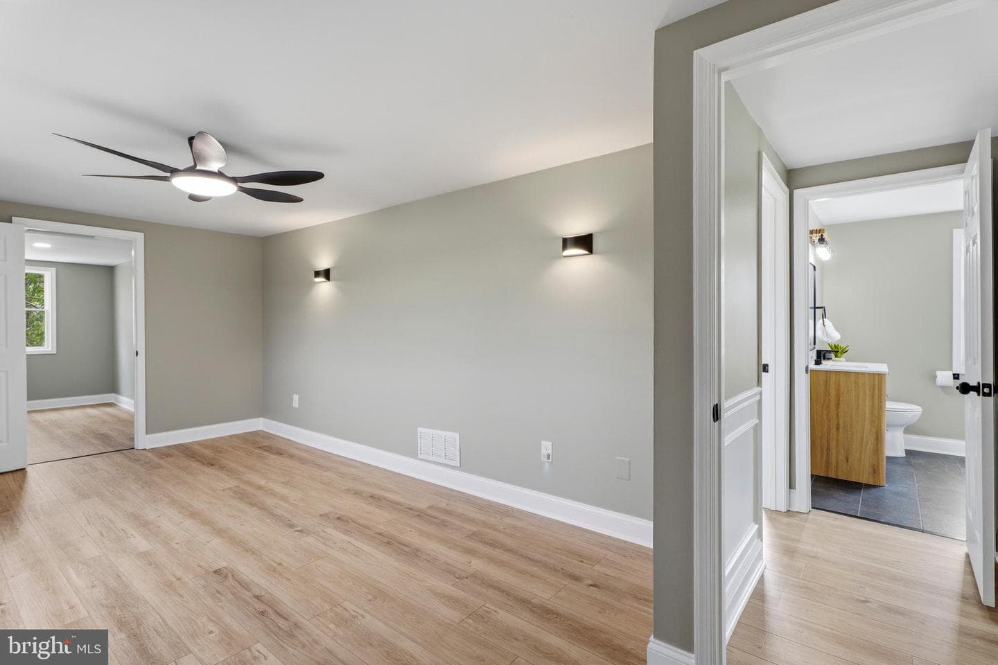 815 Gilbert Road photo 39
