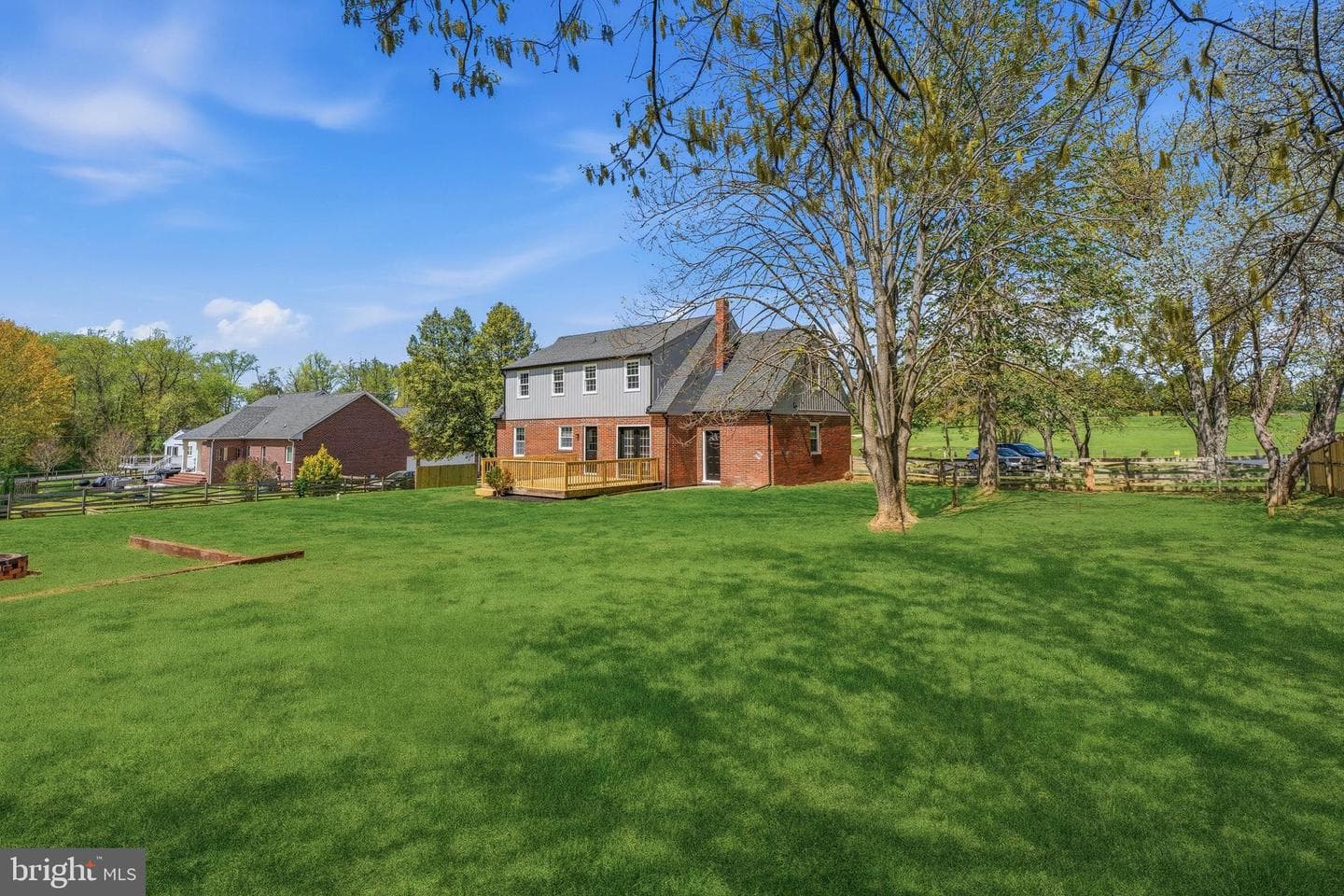 815 Gilbert Road photo 52