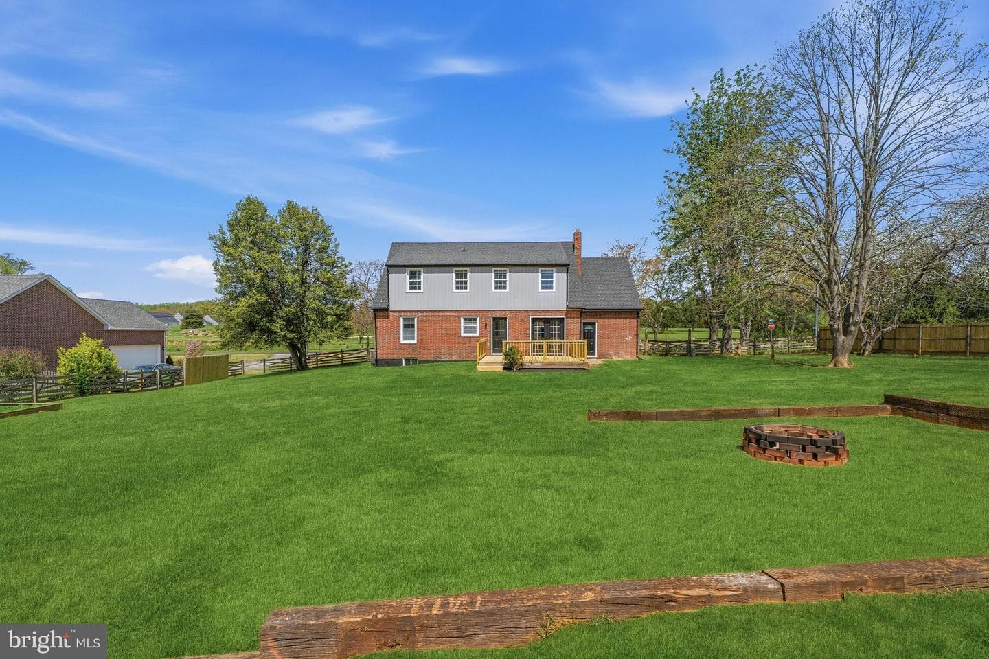 815 Gilbert Road photo 53