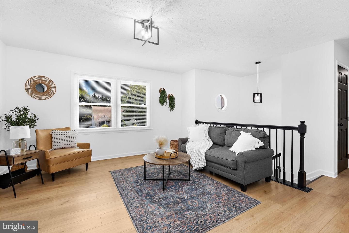 774 Everist Drive photo 6