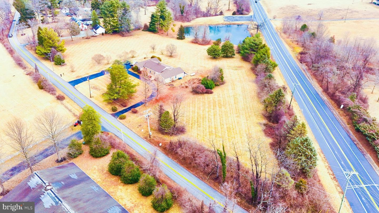 205 Glenville Road photo 25