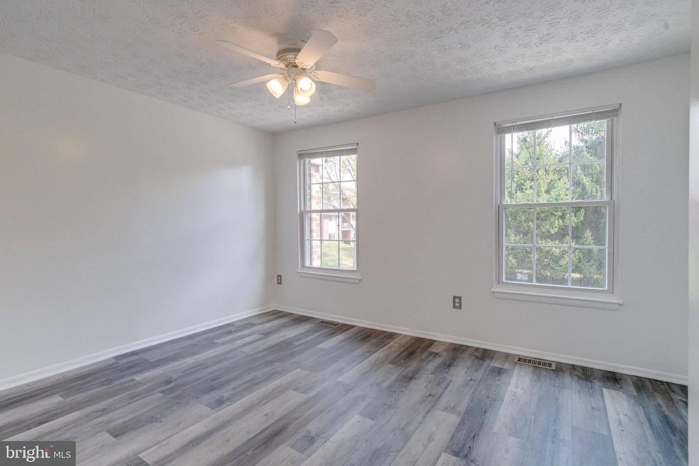 941 Redfield Road photo 18