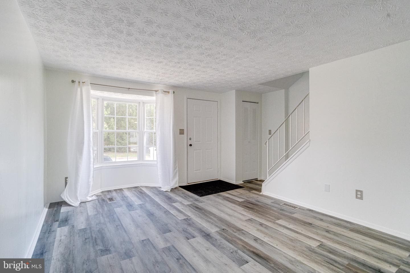 941 Redfield Road photo 7