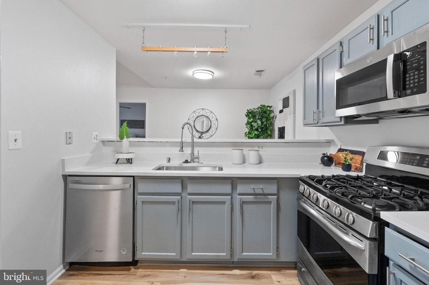 304 Canterbury Road #304-P photo 10