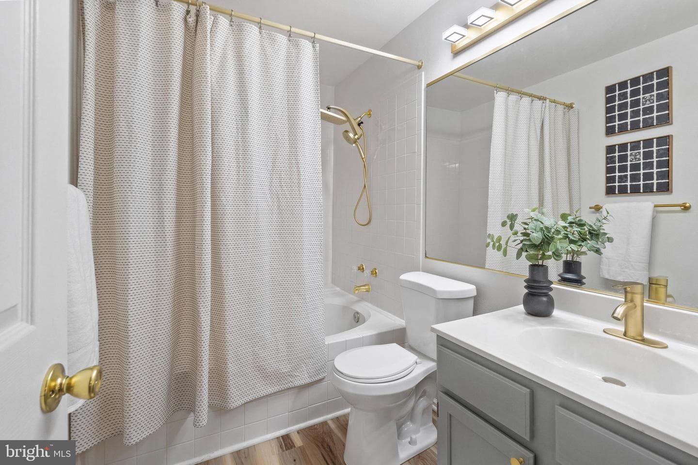 304 Canterbury Road #304-P photo 19