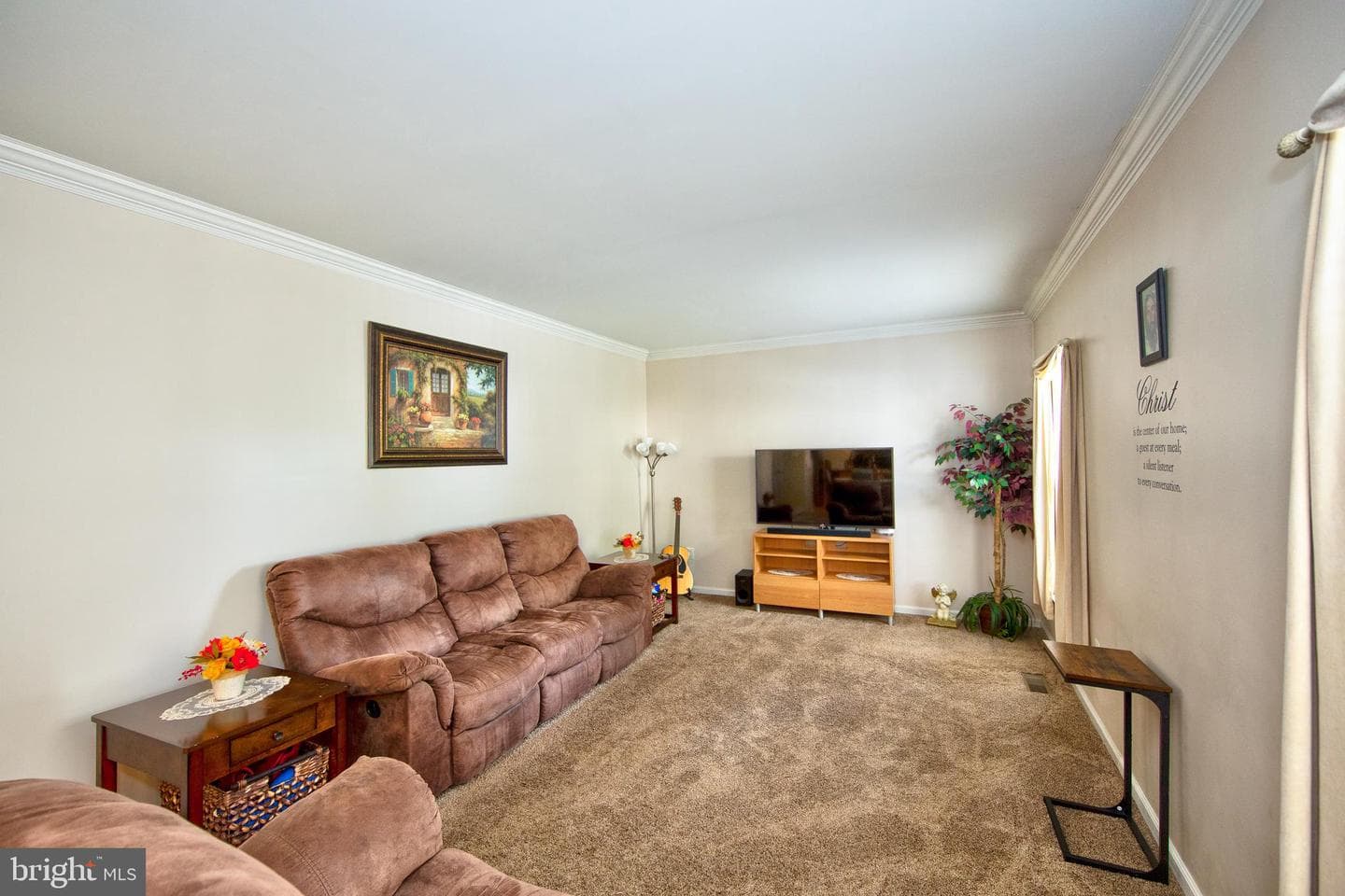 588 Felix Court photo 14