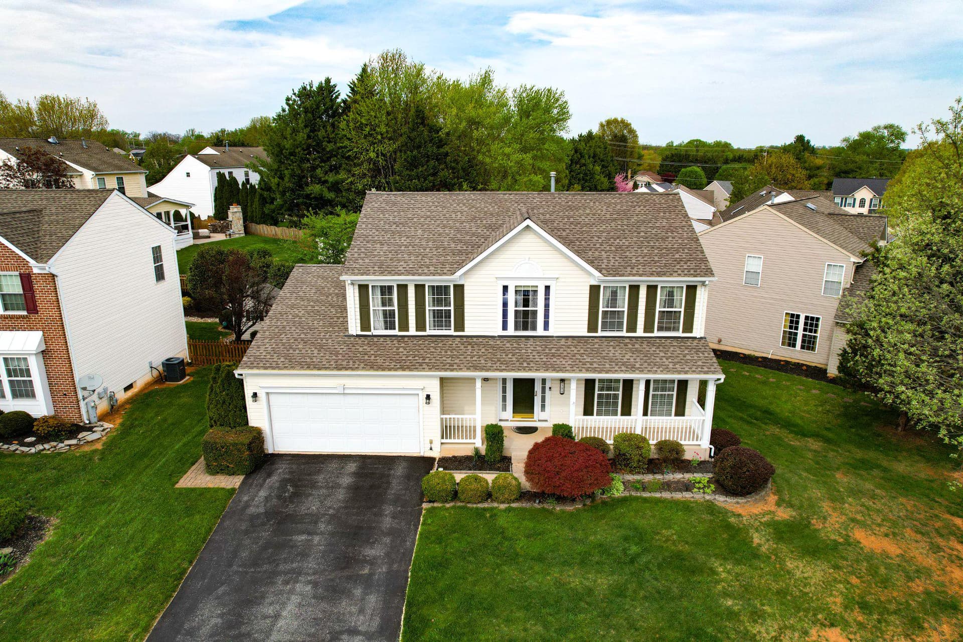 588 Felix Court photo 2