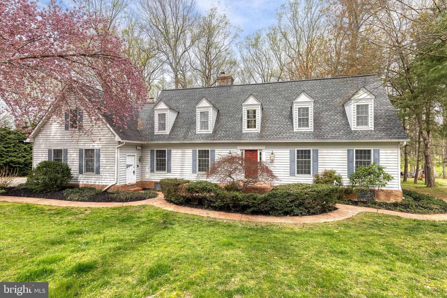 1216 Bonaire Road, Forest Hill