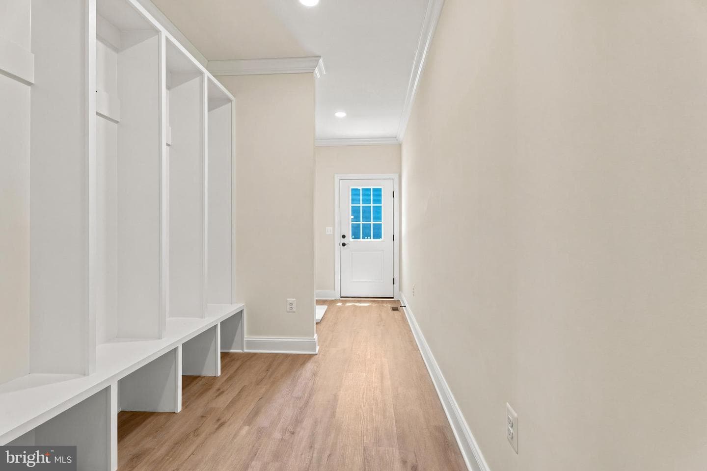 703 Fountain Green Rd N photo 17