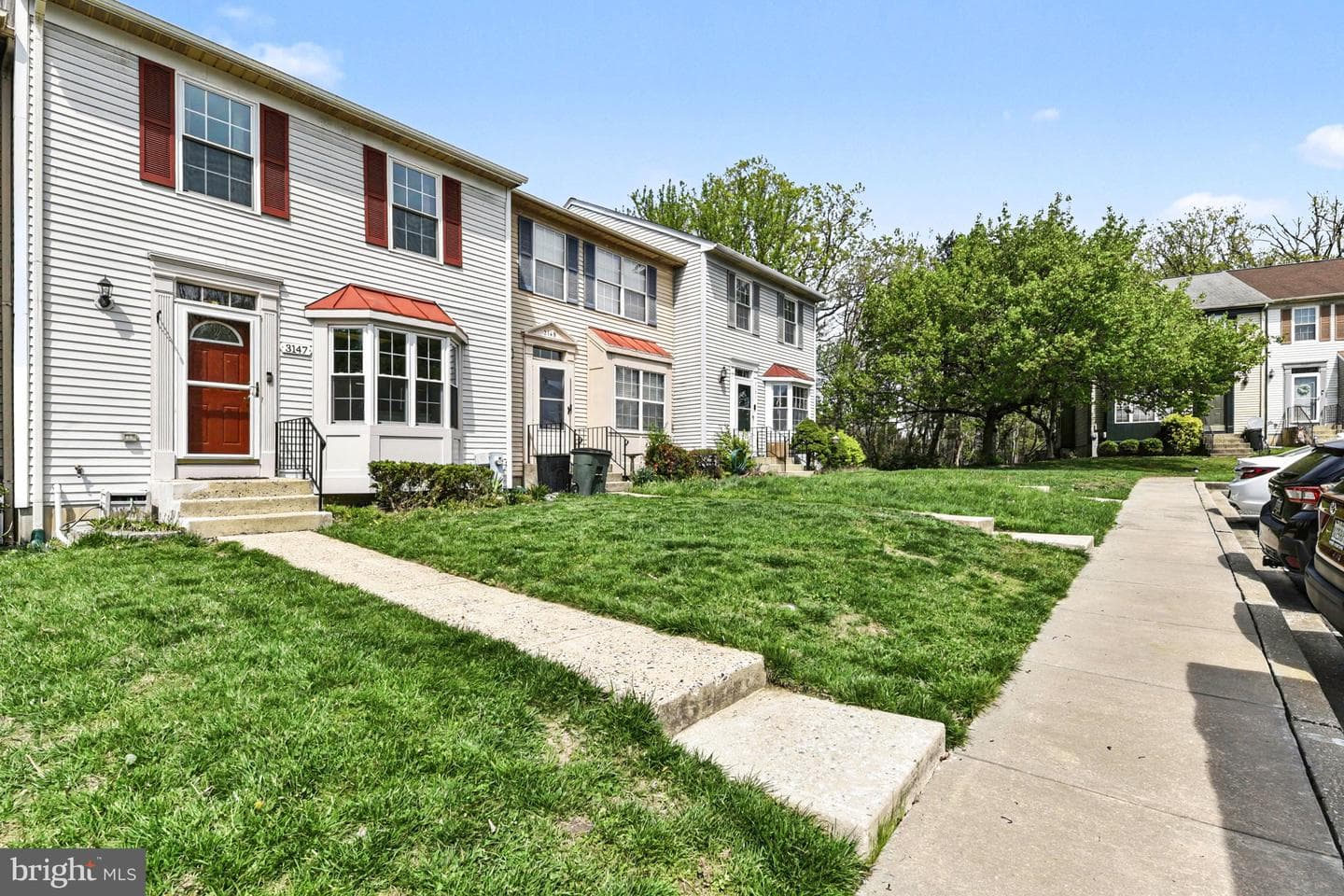 3147 Thornapple Court photo 3
