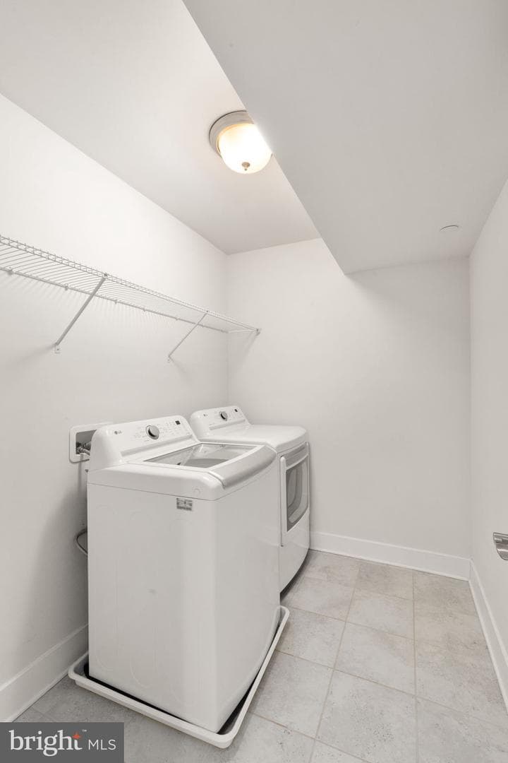 2511 Easy Street photo 19