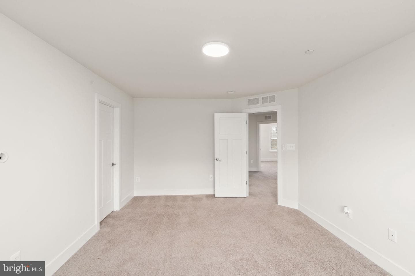 2511 Easy Street photo 27
