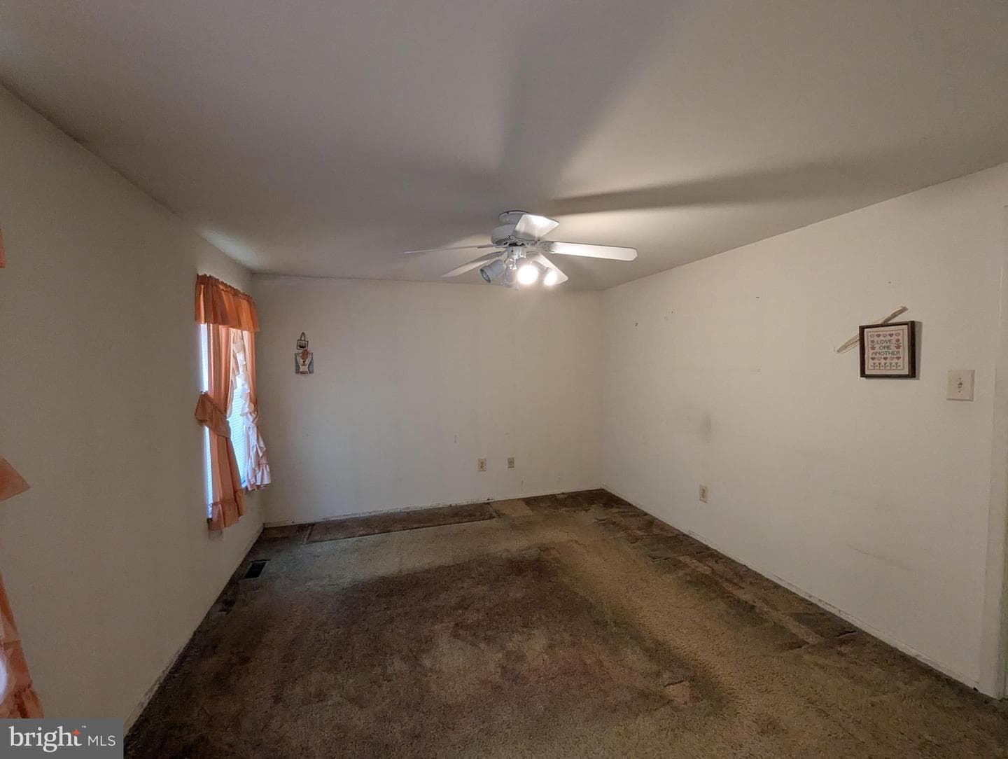 2910 Byron Court photo 5
