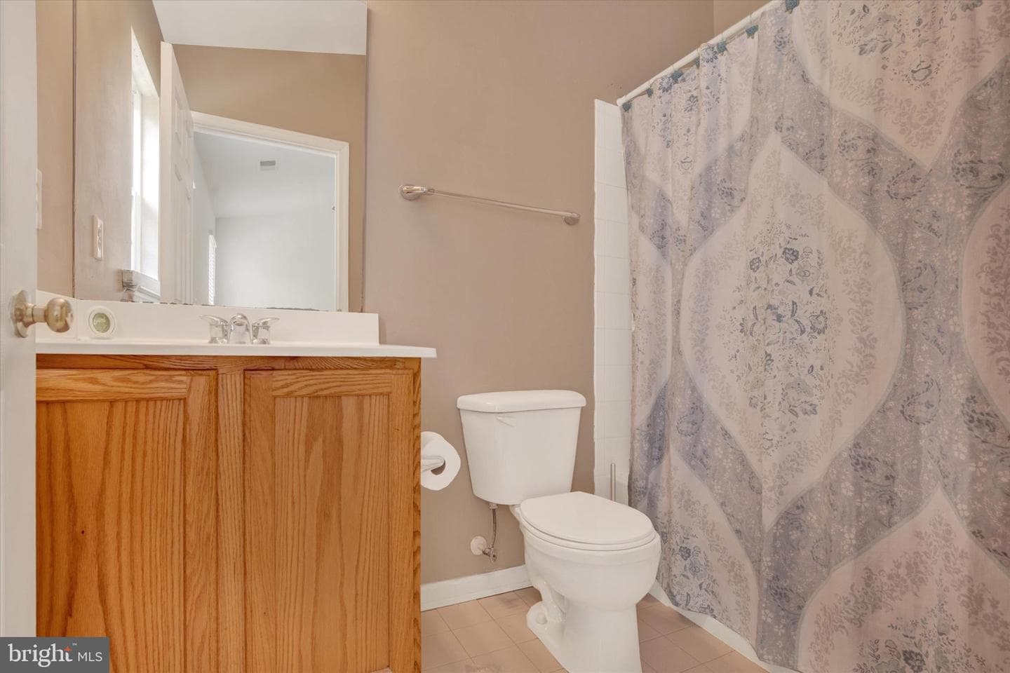 1351 Lewis Lane photo 12