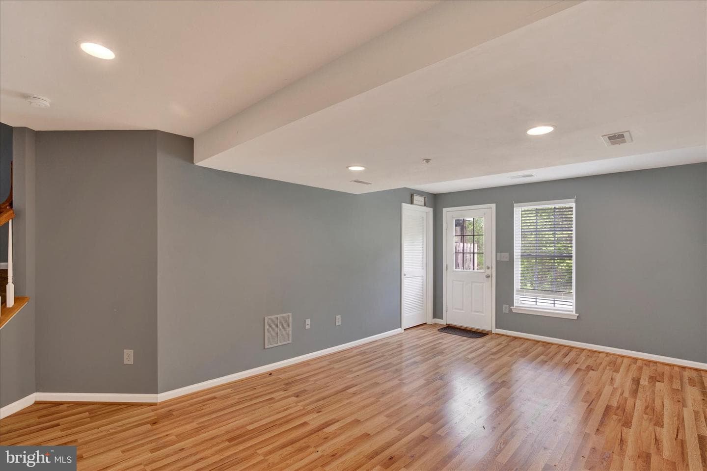 1351 Lewis Lane photo 19