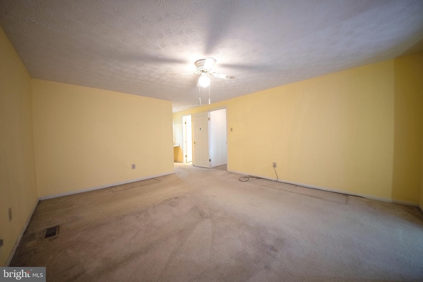 357 Regal Drive photo 31