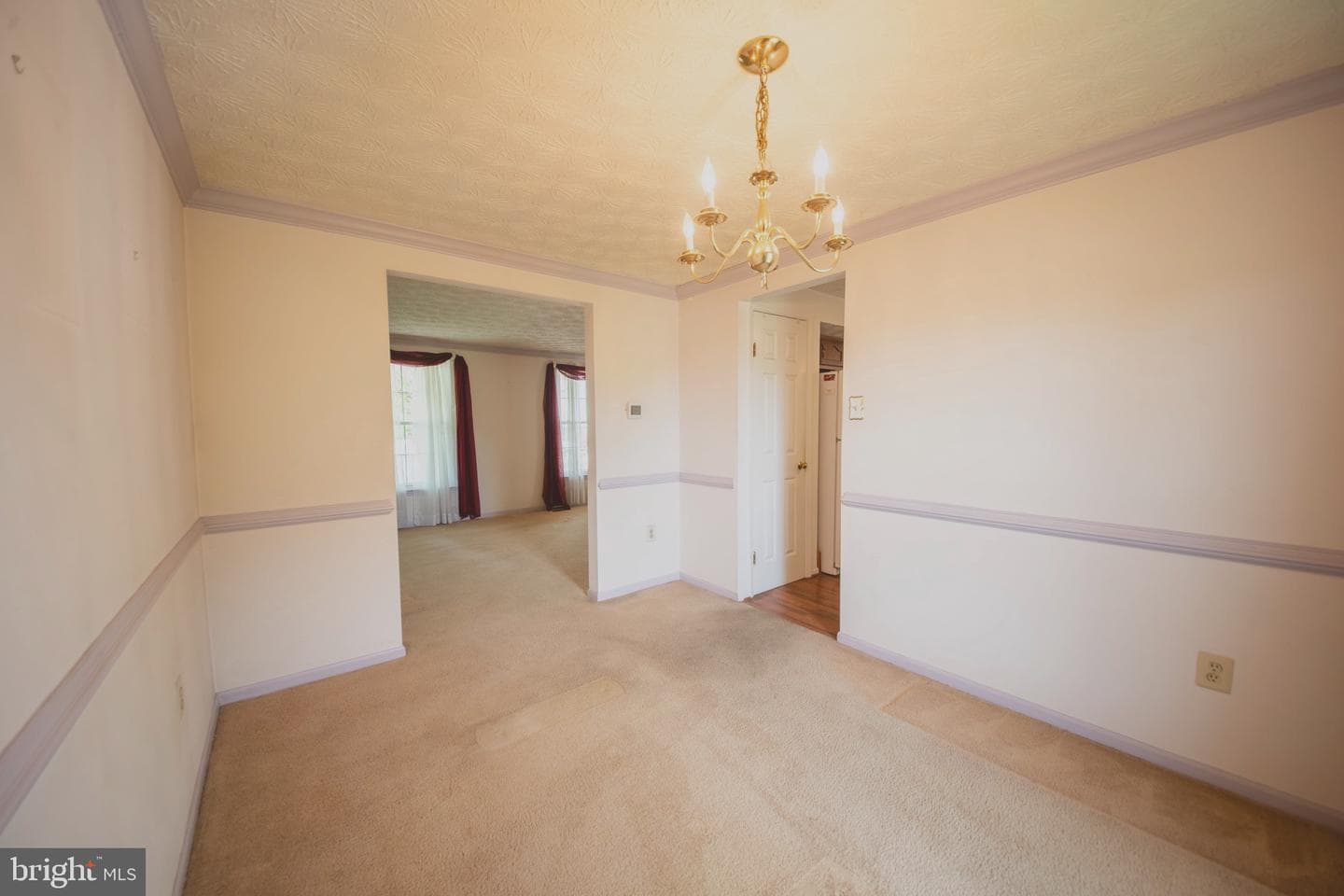 357 Regal Drive photo 6