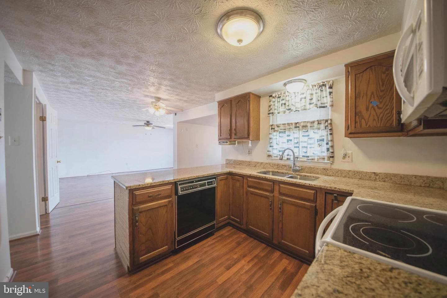 357 Regal Drive photo 9