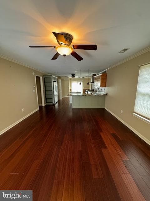 561 Pennington Ave photo 2