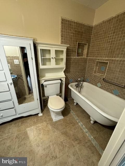 561 Pennington Ave photo 9