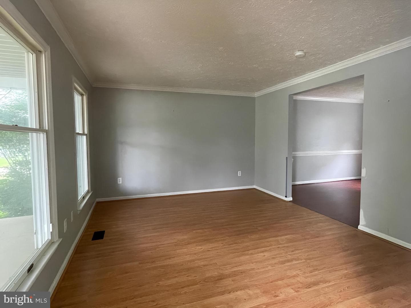 413 Grasmere Drive photo 6