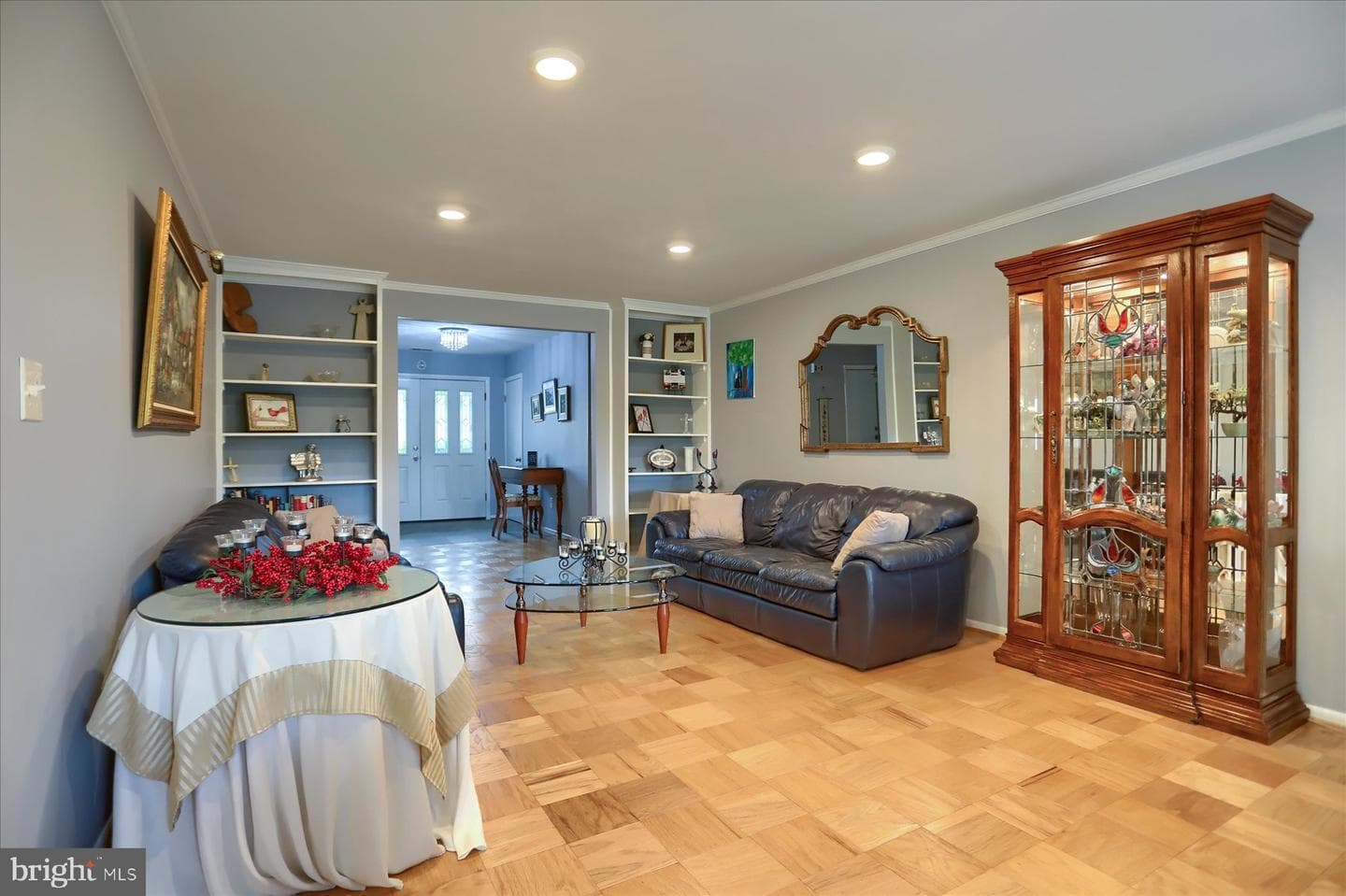 24 Neptune Drive photo 15