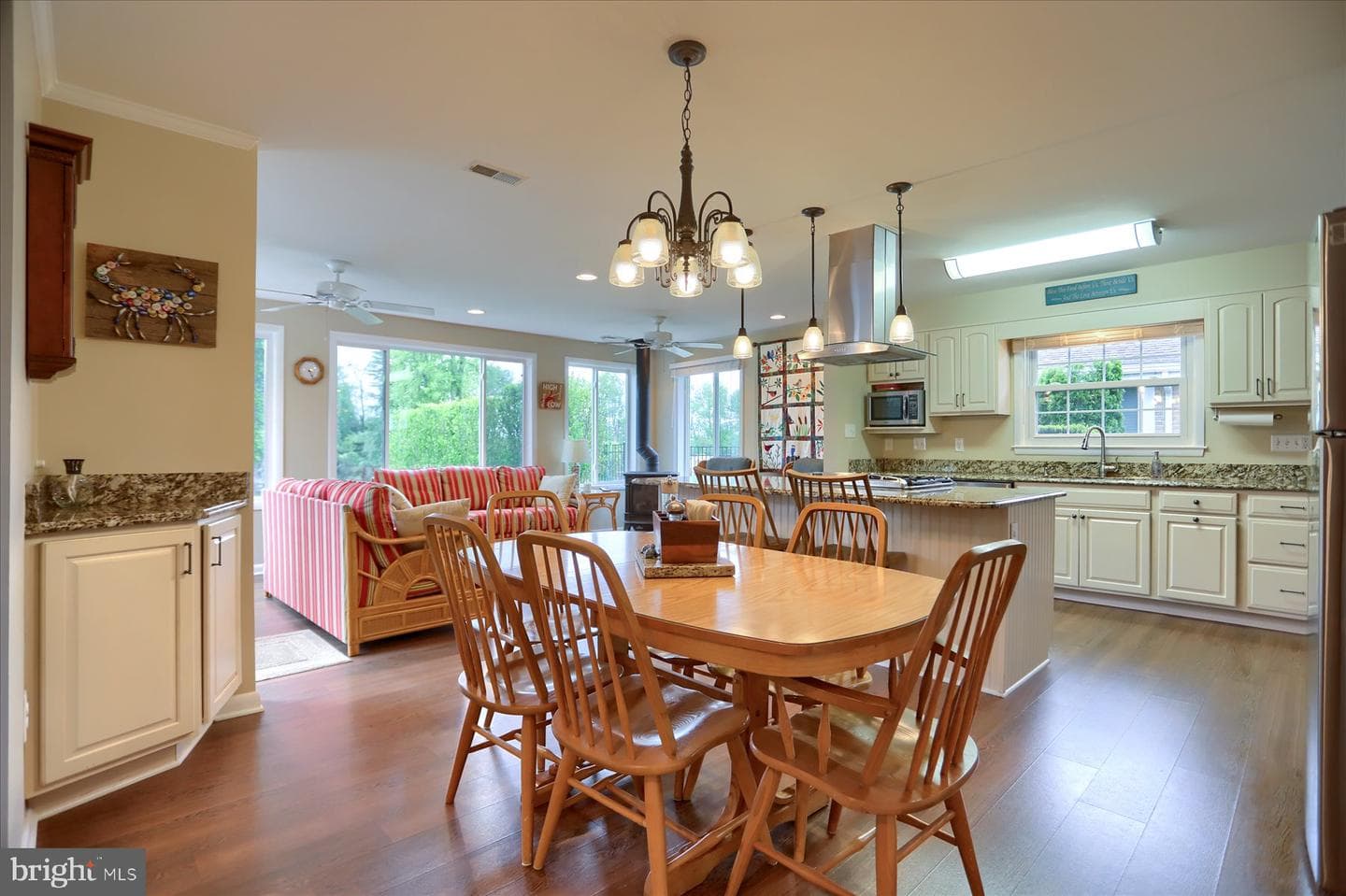 24 Neptune Drive photo 23